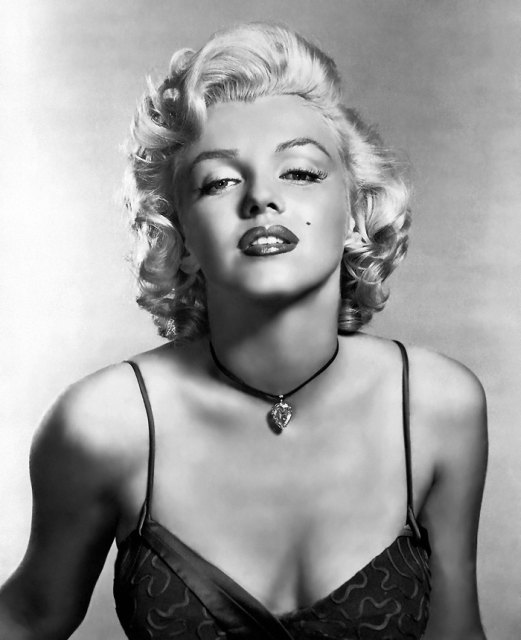 Marilyn Monroe is such an Iconic figure whose beauty transcends time